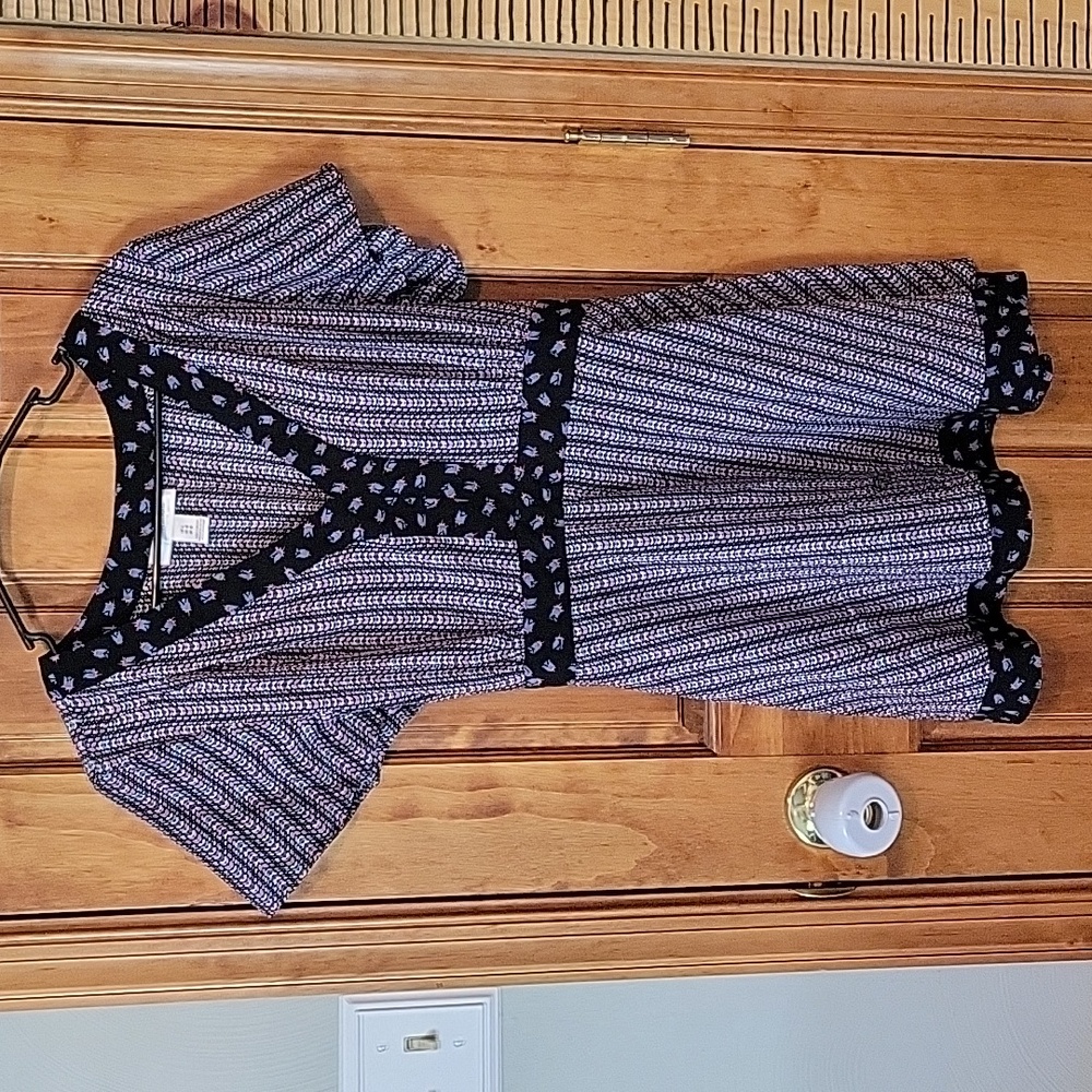 Motherhood Maternity size large blouse